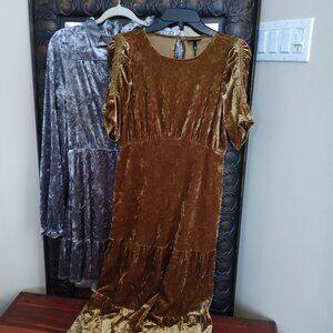 NWT Women's Chartreuse Velvet Midi Dress